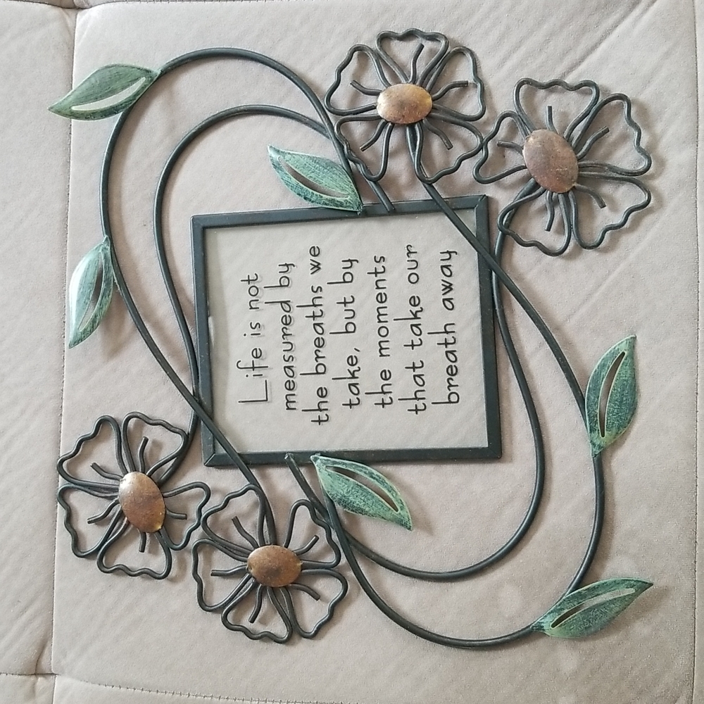 Decorative wall piece 12x12